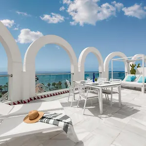 Apartment Tower Suites By Upper Luxury Housing - Parque Santiago, Playa de las Américas