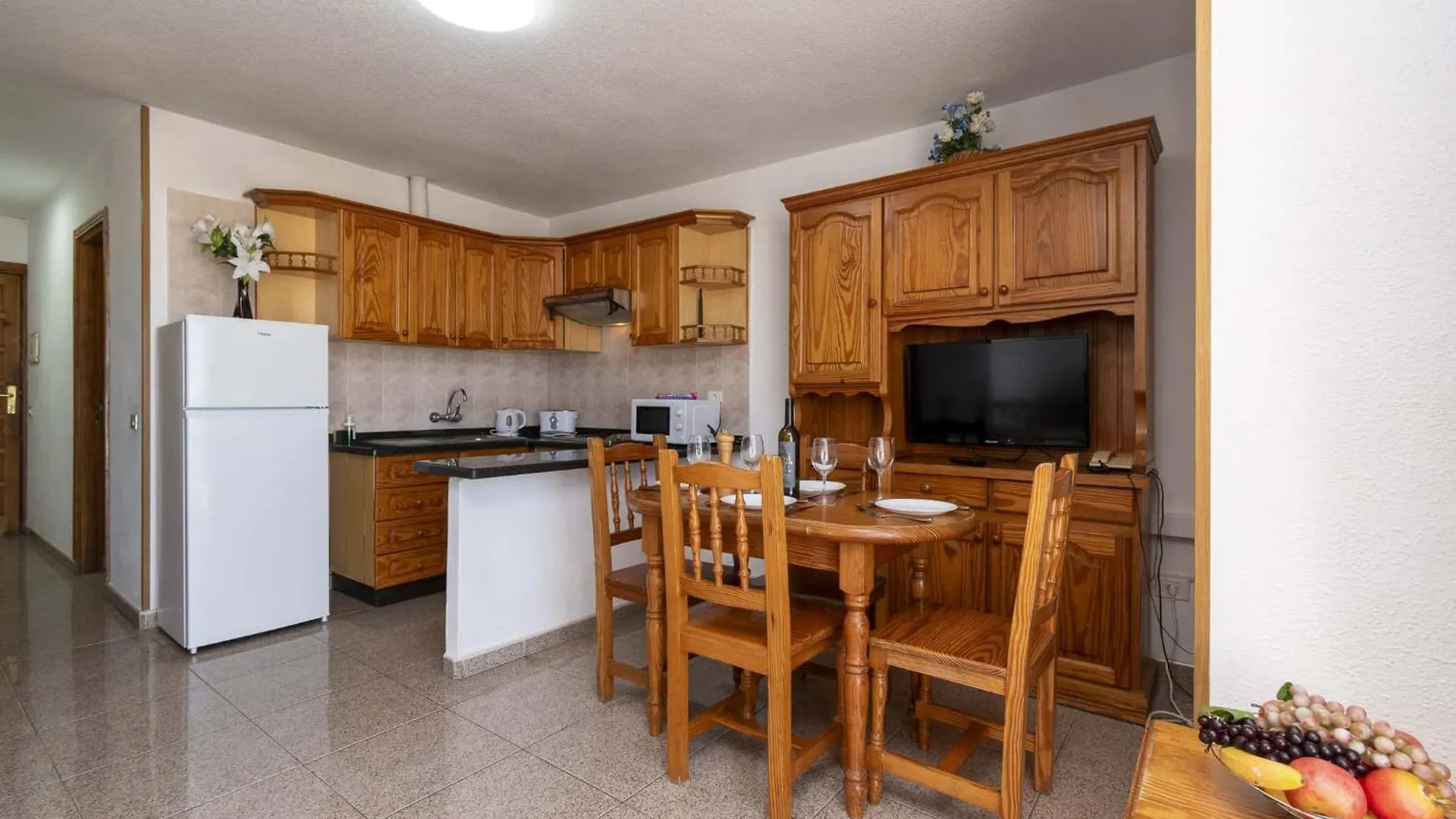 Las Floritas 28 - Two Bed Playa de las Americas  0*, Playa de las Americas (Tenerife) Spain