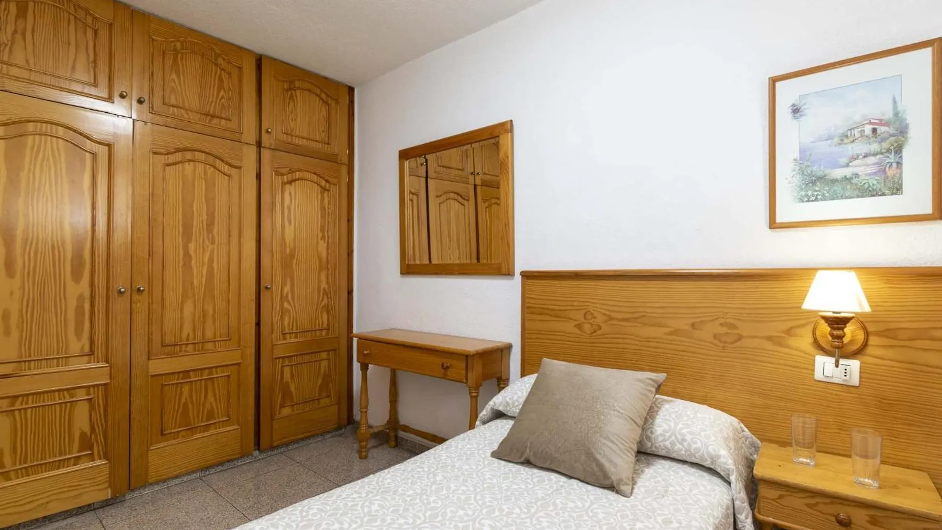 Apartment Las Floritas 28 - Two Bed Playa de las Americas  Spain