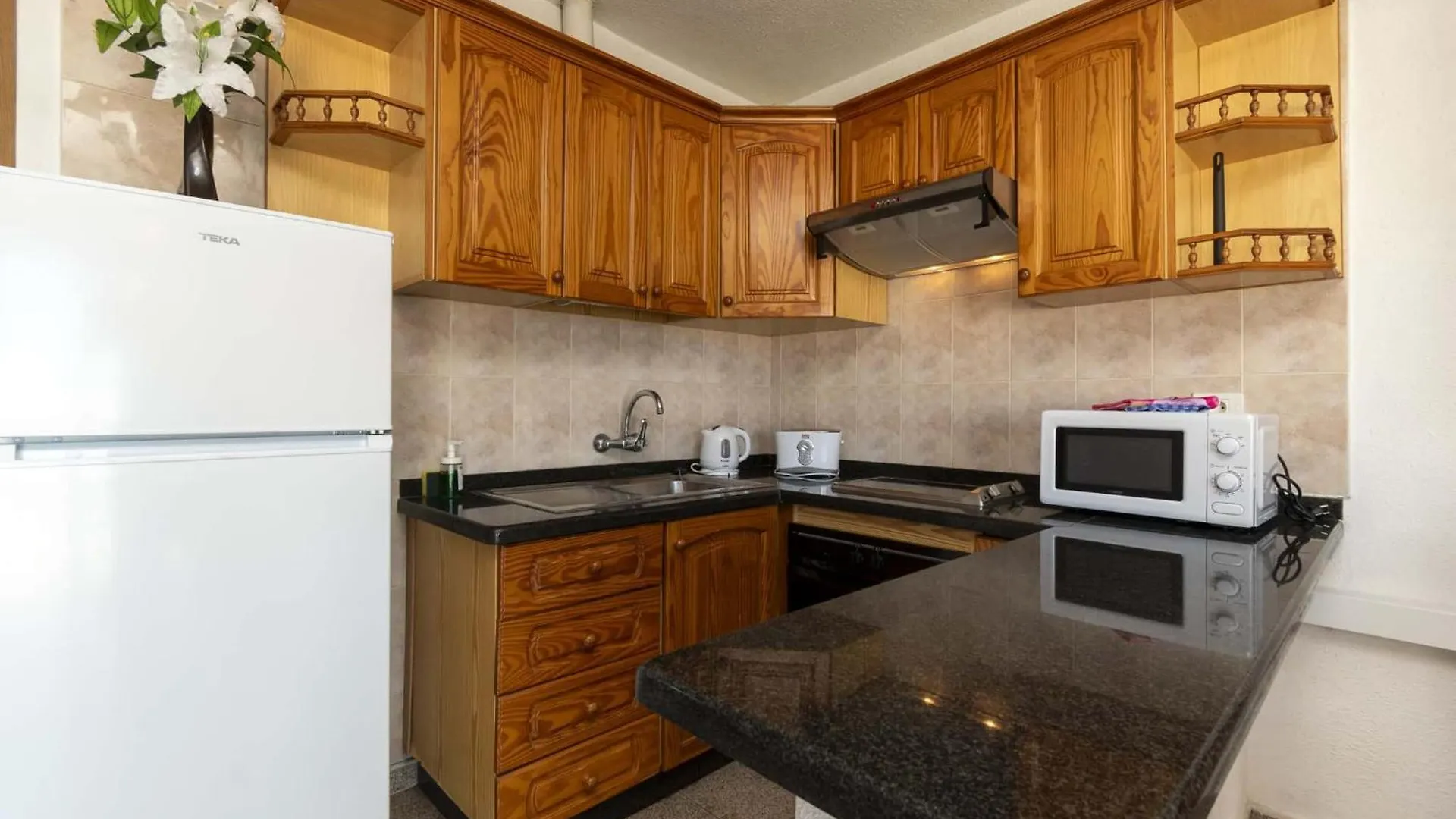 Las Floritas 28 - Two Bed Playa de las Americas  Apartment
