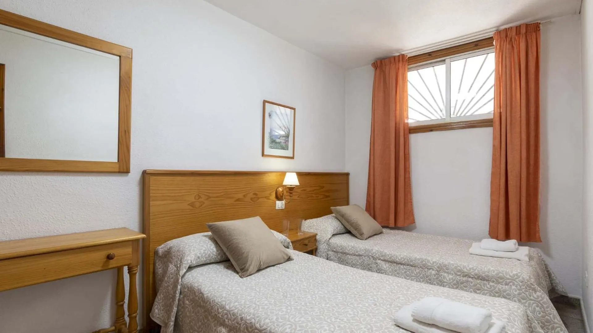Las Floritas 28 - Two Bed Playa de las Americas  Playa de las Americas (Tenerife)